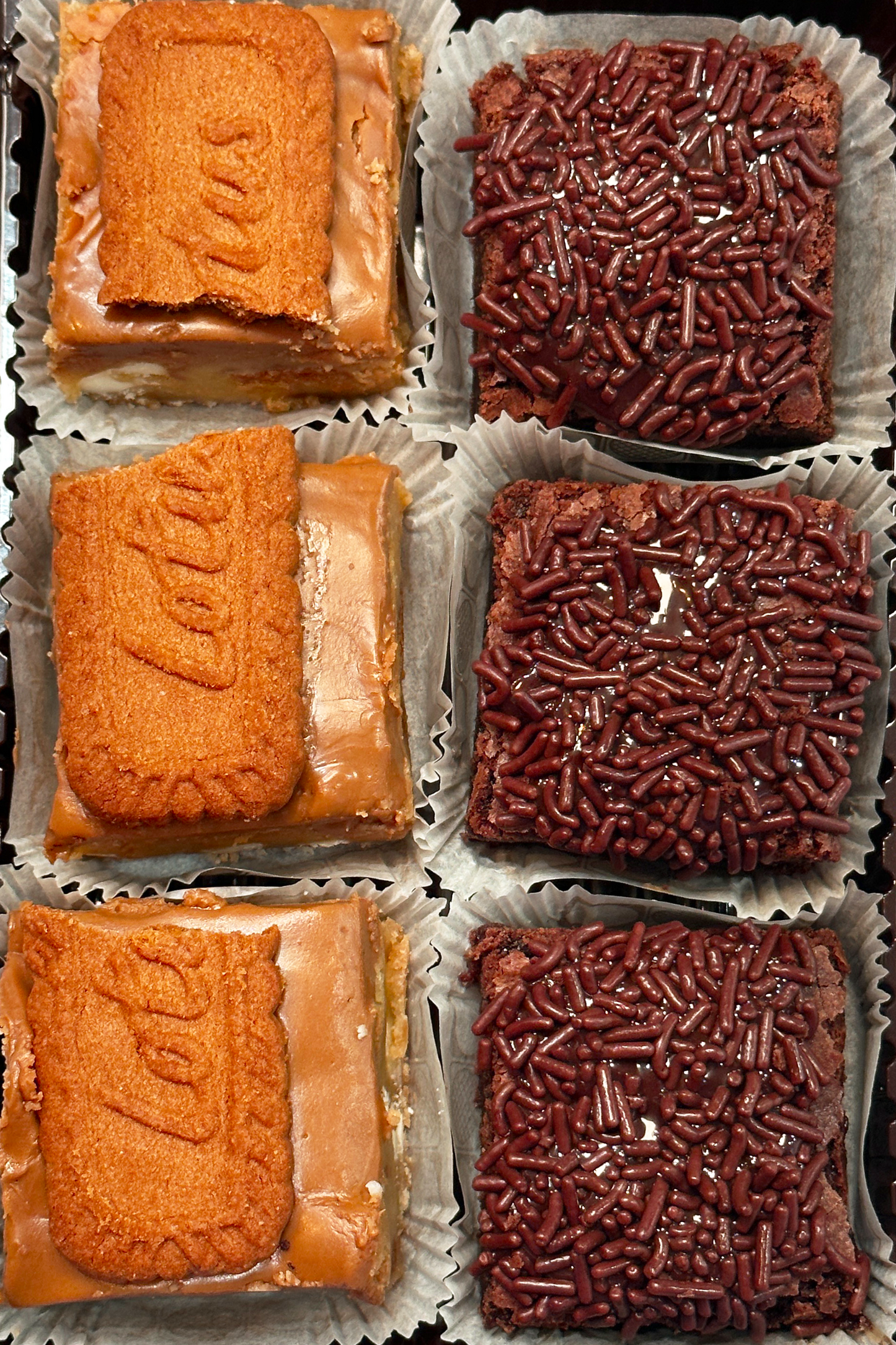 The Smile Brownie Box
